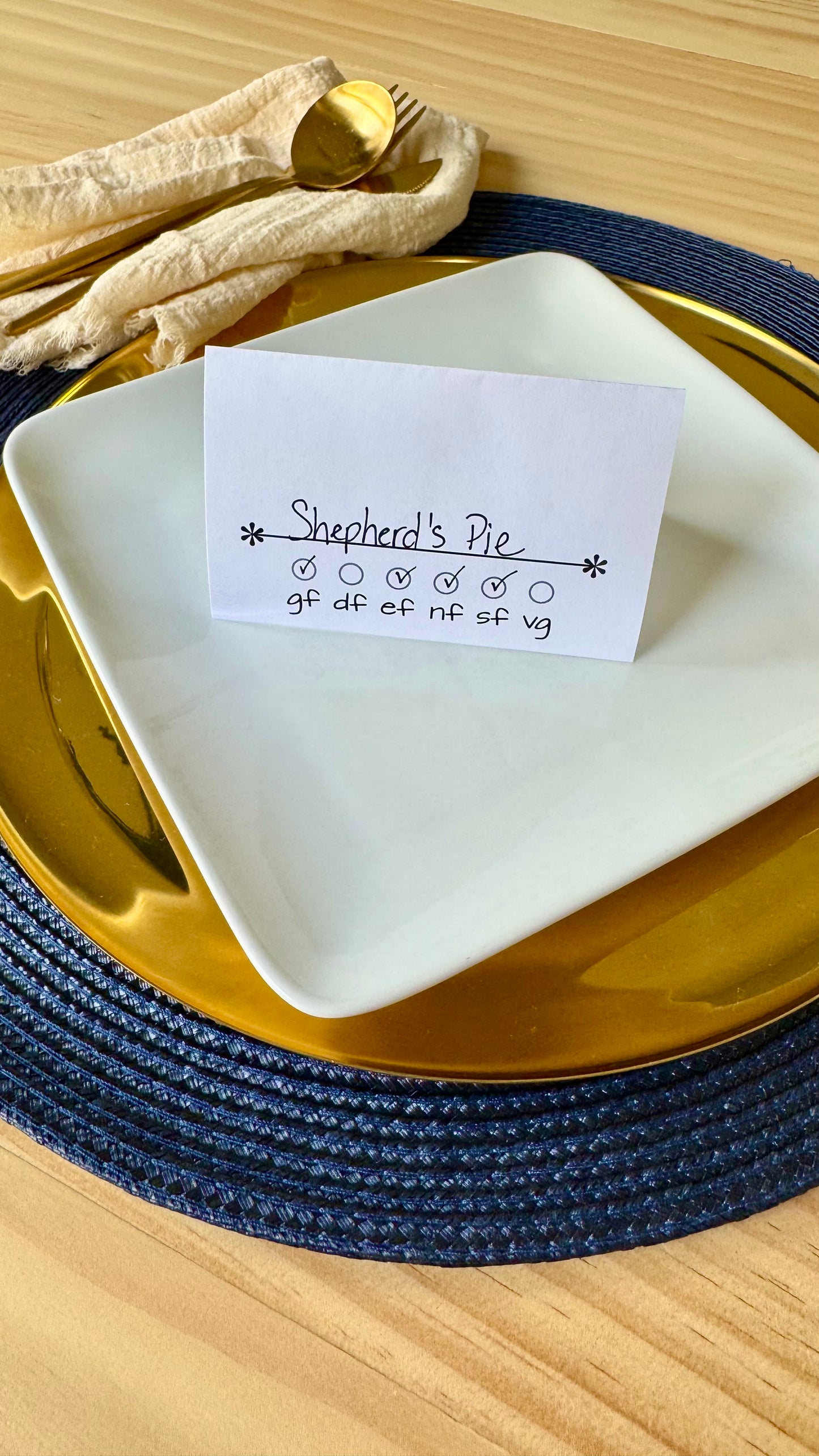 Casual Design- Elegant Food Allergy Tent Cards